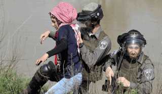 69  حالة..الاحتلال الإسرائيلي  يستهدف النساء والفتيات الفلسطينيات بالاعتقالات التعسفية
