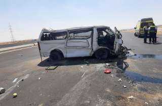 إصابة 6 أشخاص في انقلاب سيارة ميكروباص بالطريق الأوسطي