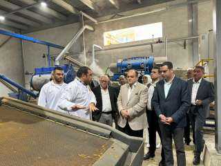 وزيرالصناعة ومحافظ بورسعيد يتفقدان مصنع بورسعيد ستار لإنتاج الأسماك المدخنة