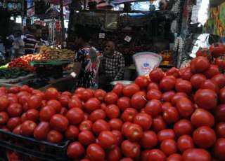 الطماطم تصل لـ 7 جنيهات.. أسعار الخضراوات بسوق العبور اليوم