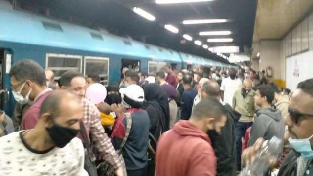 رصيف محطة سعد زغلول بعد تعطل أحد القطارات