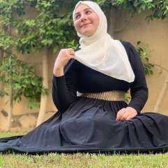  بعد انتشار صورتها.. ياسمينا العلواني تكشف حقيقة ارتدائها الحجاب