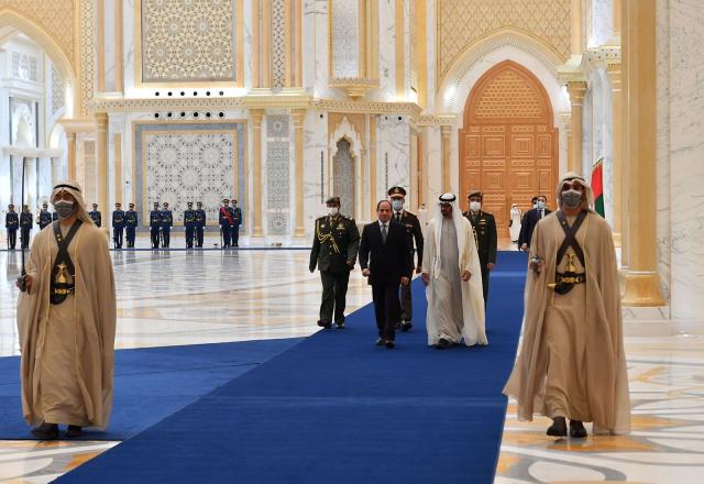 لقاء الرئيس السيسي وولى عهد أبوظبي بقصر الوطن