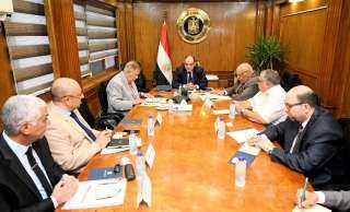 تفاصيل لقاء وزير الصناعة بعدد من أعضاء مجلس إدارة الاتحاد المصري لجمعيات المستثمرين