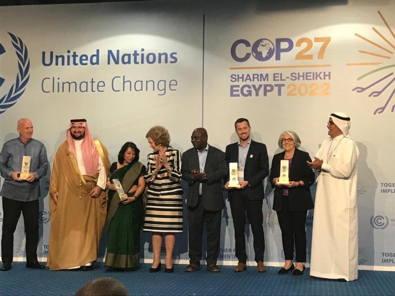 الفائزين بجائزة الأمير طلال للتنمية  