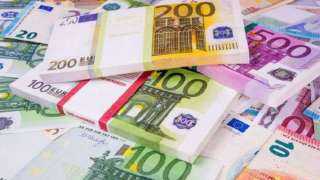 سعر اليورو والجنيه الاسترليني ببنوك مصر اليوم الأربعاء 31-5-2023
