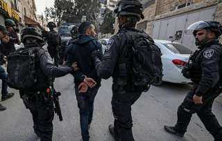 قوات الاحتلال الإسرائيلي تقتحم المسجد الأقصى المبارك  و تعتقل شاباً فلسطينياً