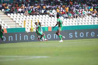 تعادل منتخب بوركينا فاسو مع منتخب الجزائر في كأس أمم إفريقيا 2023