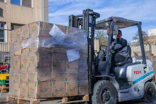 بنك الطعام المصري يطلق قافلة المساعدات الرابعة لاغاثة الفلسطينيين فى غزة