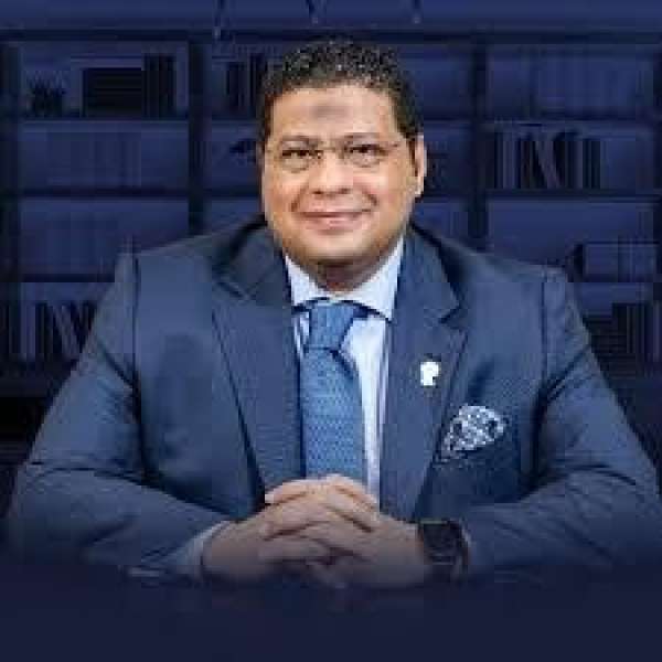 المهندس داكر عبد اللاه عضو  لجنة التطوير العقاري والمقاولات بجمعية رجال الأعمال المصريين