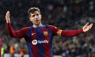 موندو : برشلونة  يرغب في تجديد عقد  سيرجي روبيرتو