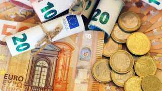 ننشر سعر اليورو والجنيه الاسترليني في مصر اليوم الجمعة 12-4-2024